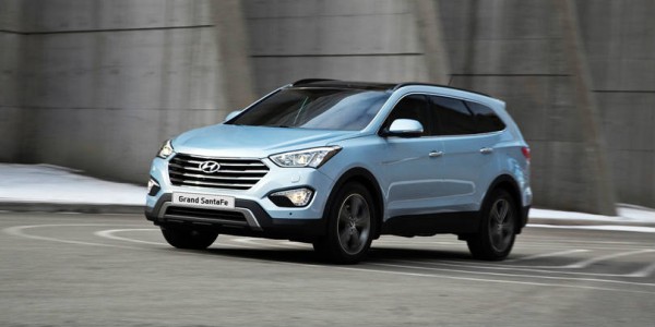 Hyundai Grand Santa Fe Review 1