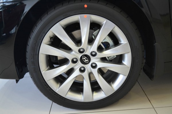 Hyundai I40 18 Inch Alloy Wheel Muscle Cars Zone