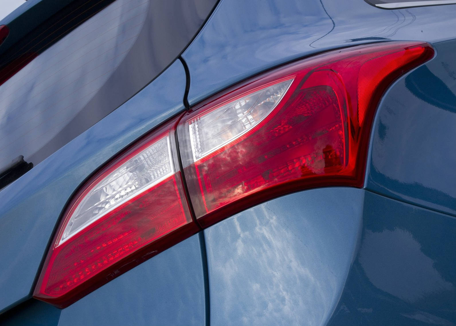 2013 hyundai i30 wagon rear lights Muscle Cars Zone!