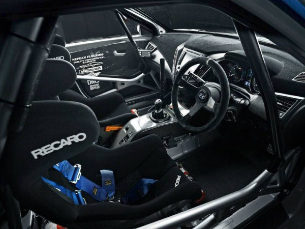 2013 Hyundai Veloster Turbo Racing Concept interior