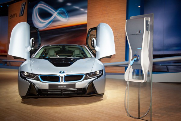 bmw-finally-fully-revealed-the-i8-its-plug-in-electric-hybrid-sports-car-it-will-hit-the-us-market-next-spring-for-136625