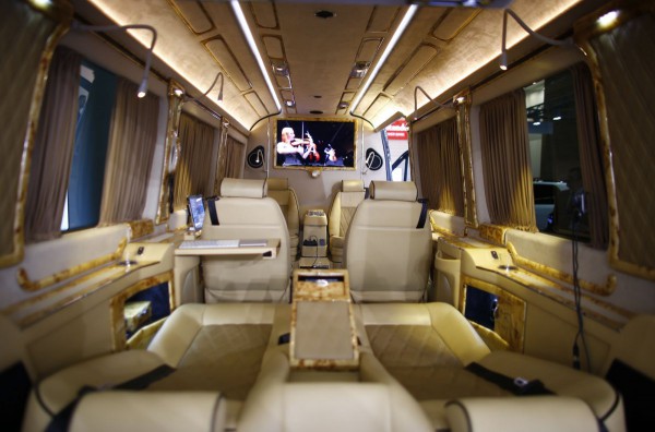 germanys-klassen-vip-car-design-technology-brought-along-a-van-it-turned-into-a-luxury-ride-for-executives