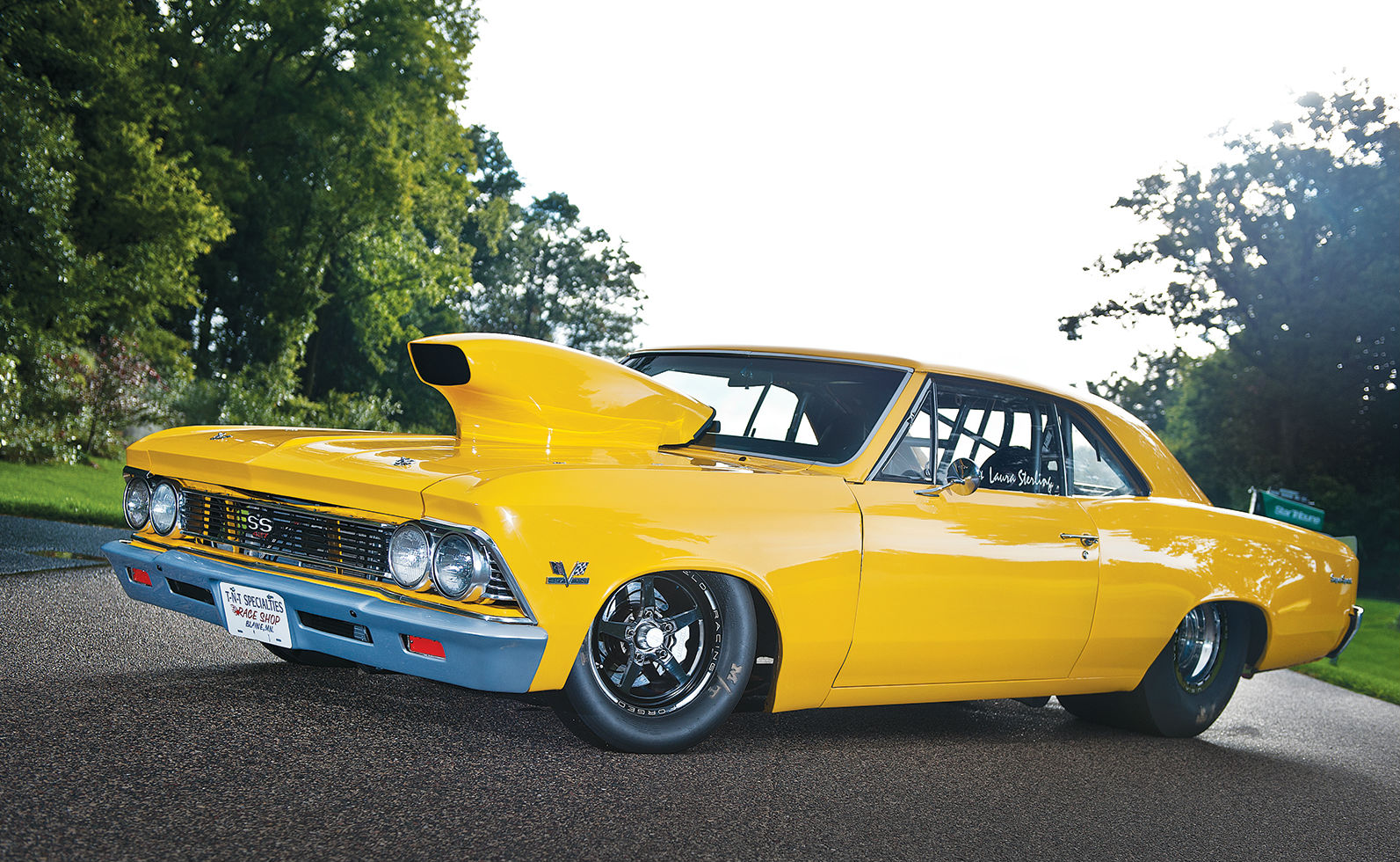 1966-chevy-chevelle-front-three-quarter