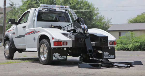 You Can Steal Any Car With This Vulcan 812 Intruder II - Coolest Tow Truck Money Can Buy 6