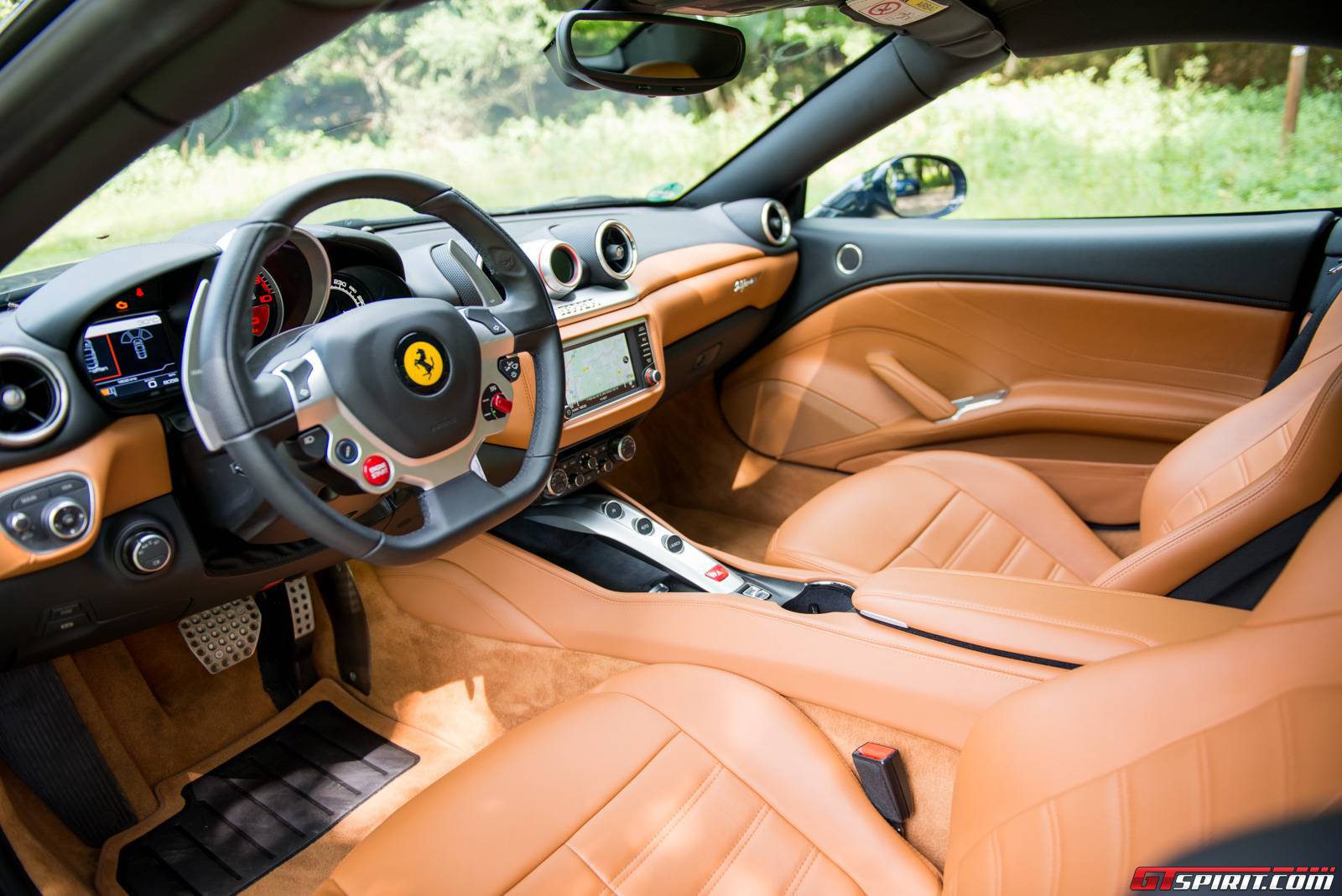 Newly Designed 2016 Ferrari California T Is Here Sneak A Peak