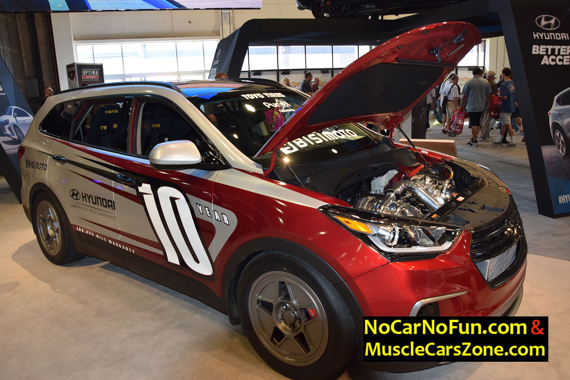 1040 HP Bisimoto Hyundai Santa Fe Santa Fast Concept 4 - Sema Show 2016 Vegas