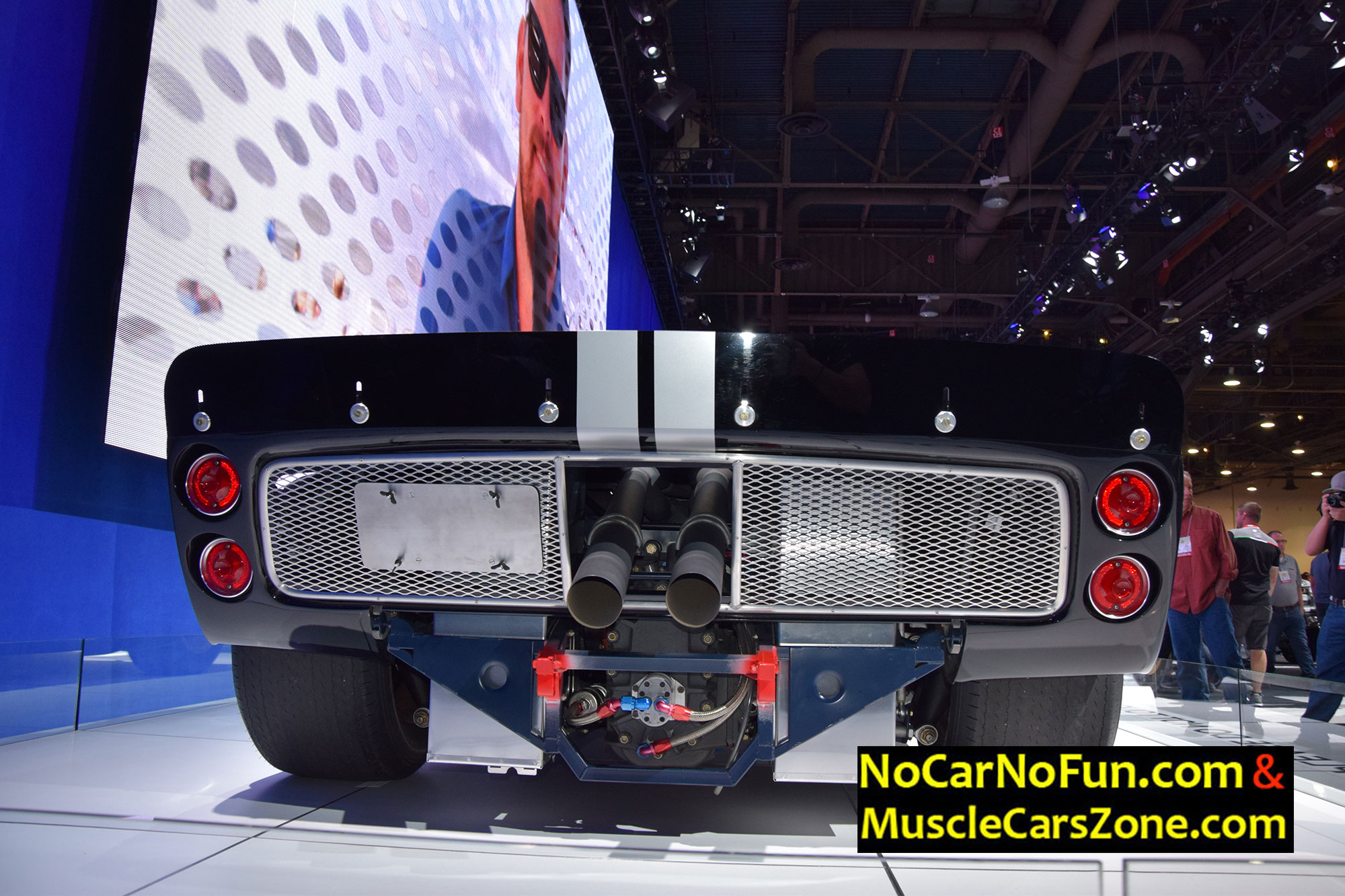 1966 Le Mans-Winning Ford GT40 P 1046 2 - Sema Show 2016 Vegas