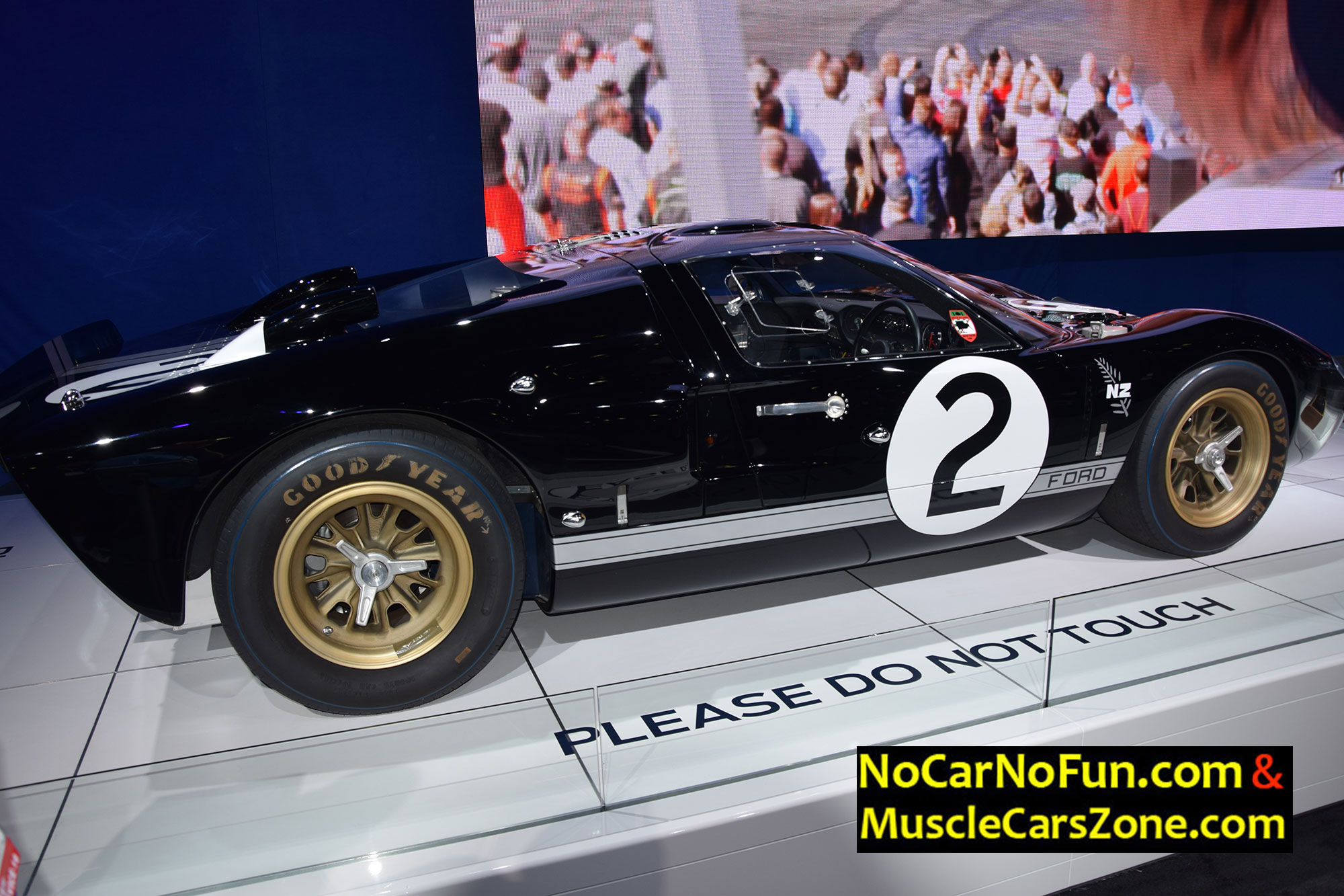 1966 Le Mans-Winning Ford GT40 P 1046 6 - Sema Show 2016 Vegas