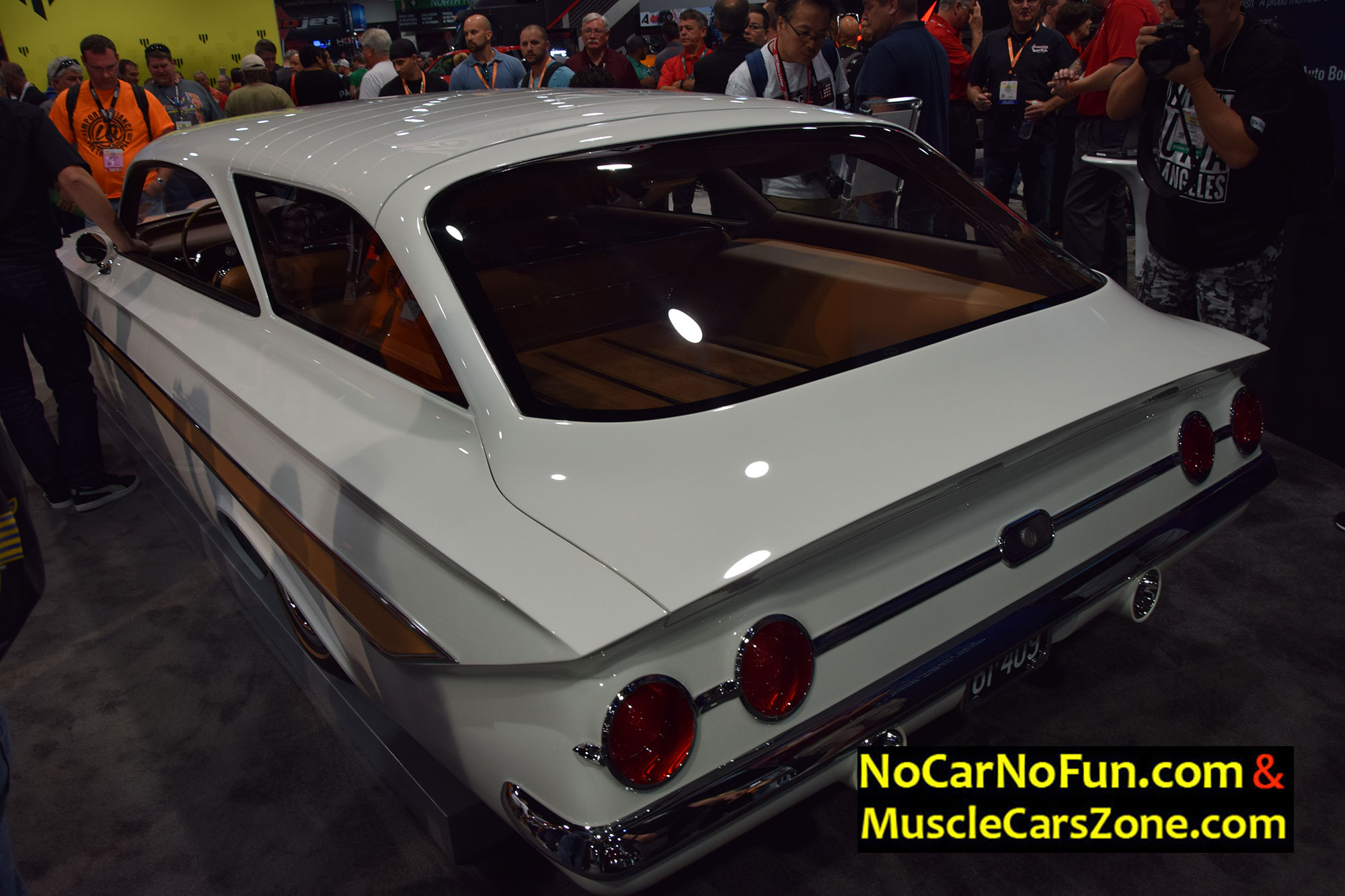 Classic Wagon 3 - Sema Show 2016 Vegas