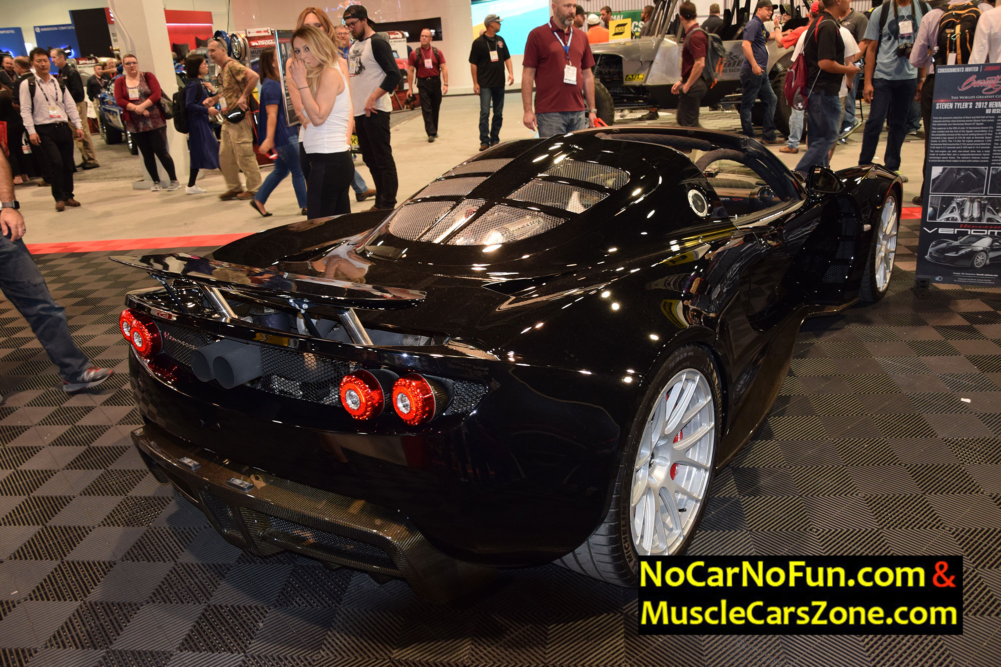 Hennessey Venom GT Spyder Porsche 1 - Sema Show 2016 Vegas