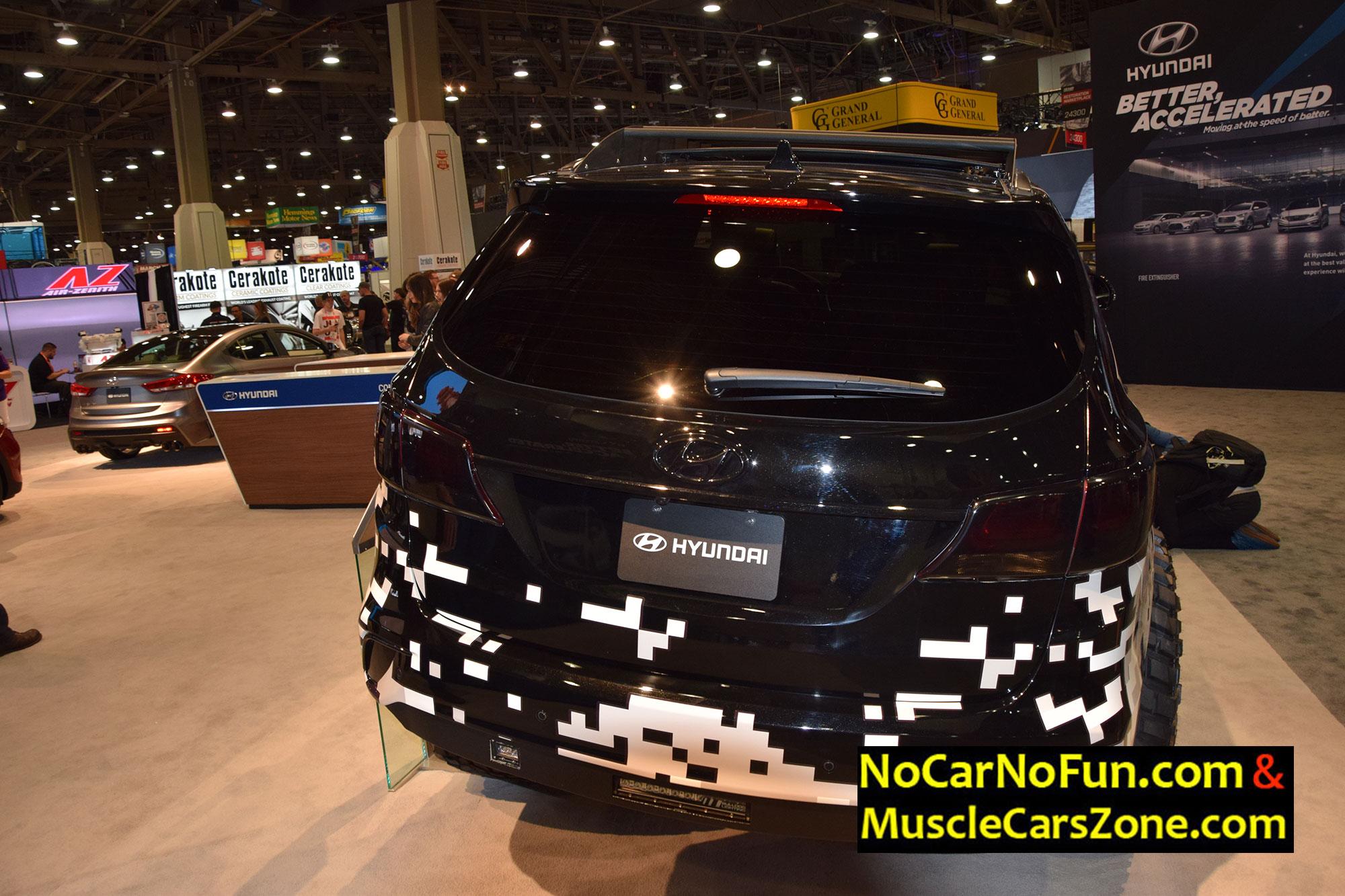 Hyundai Santa Fe Rockstar off-roader Truck 3 - Sema Show 2016 Vegas
