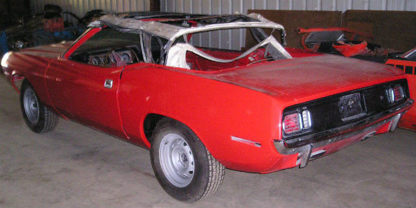 Classic Car Collector Unveils 41 Valuable Old Timer Classics 4