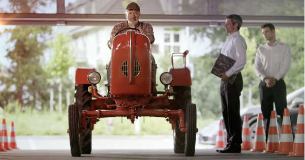 One Of The Most Amazing Porsche Commercial EVER! - Muscle Cars Zone!