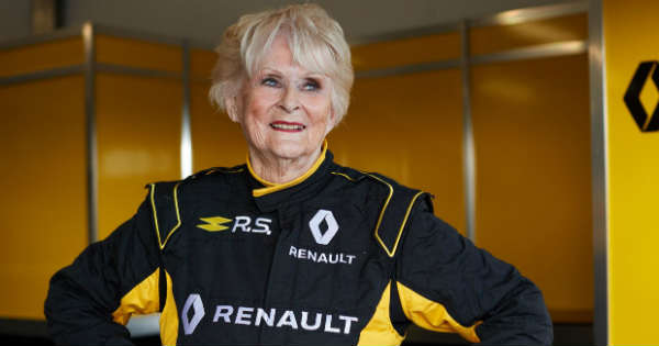 79-year-old Rosemary Smith drives a Formula 1 renault 1