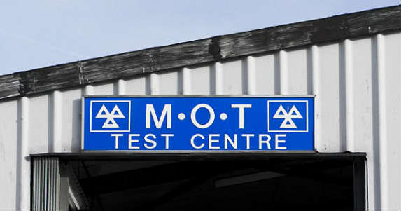 500000 Older Cars in UK Wont Need MOT Test 11