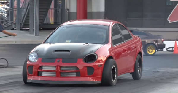 Presenting You The Fastest Dodge SRT4 5speed Out There 2