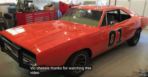 Police Car Transformed Into General Lee Dodge Charger 2