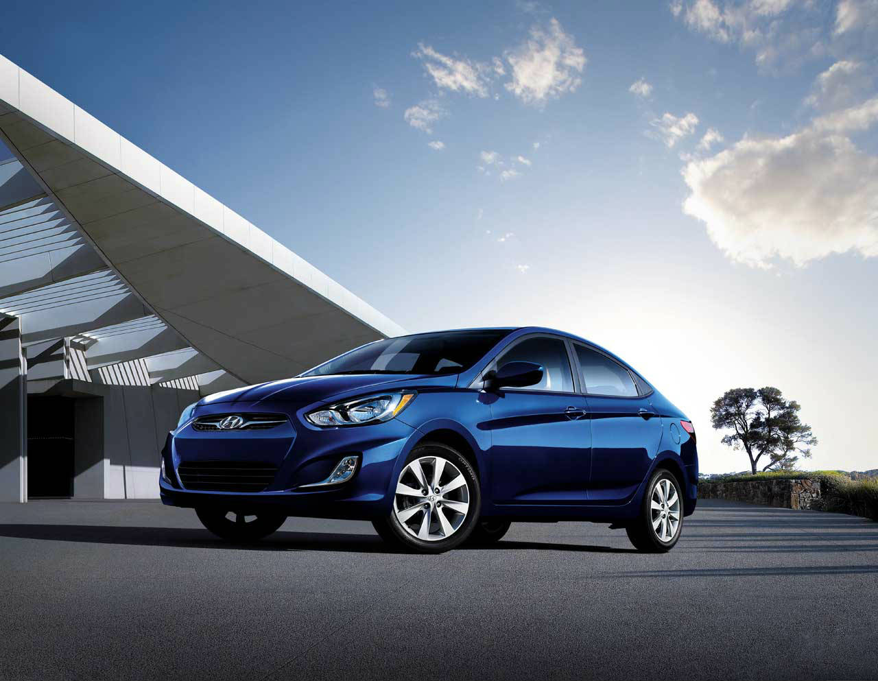 The 2013 Hyundai Accent Review! The Best Pick in the Strong Competition ...
