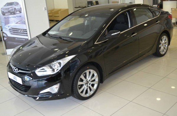 hyundai i40 side up
