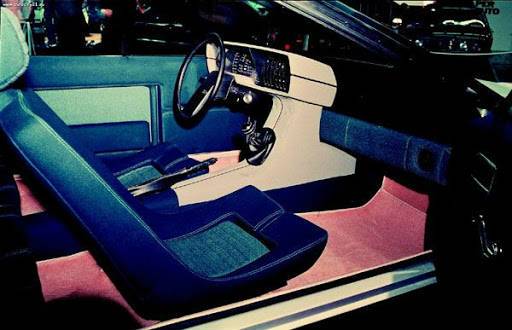 1974 Hyundai Pony Coupe Italdesign interior