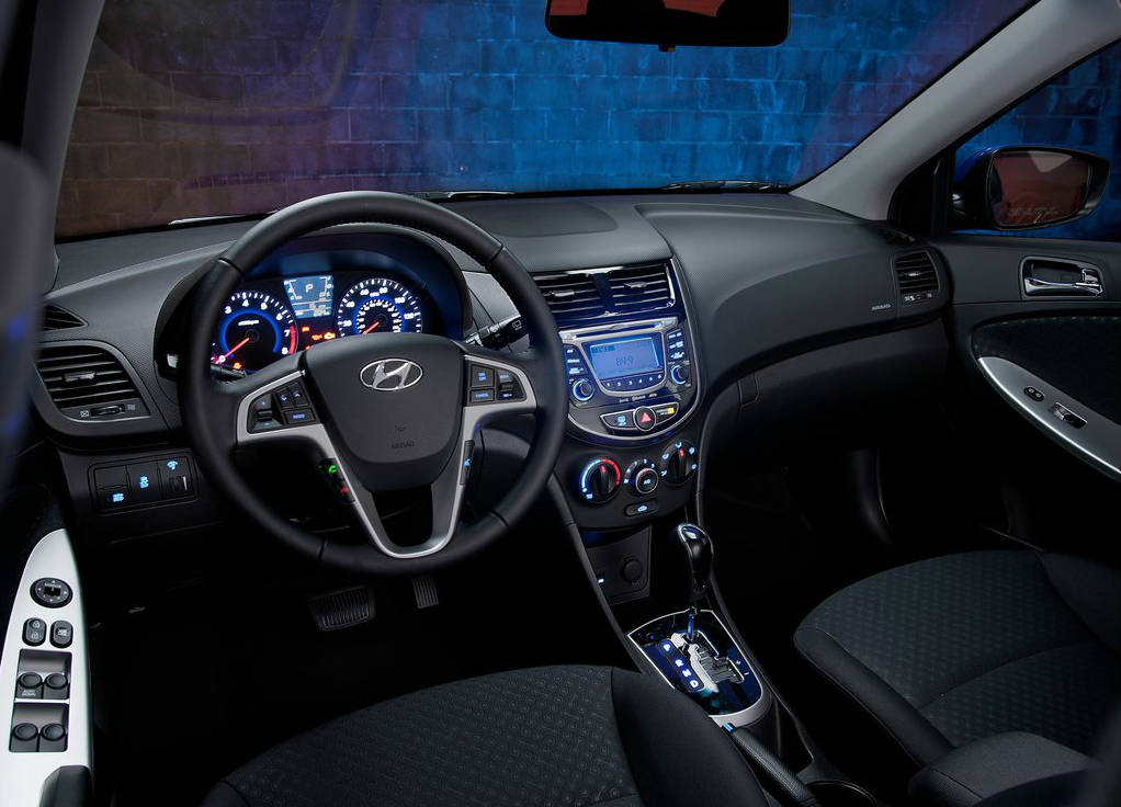 2012 hyundai accent interior