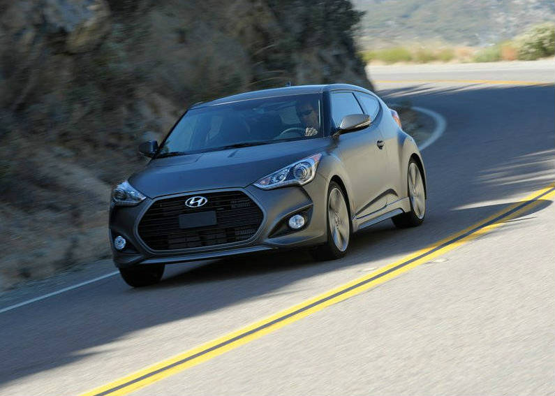 2013 Hyundai veloster turbo front side