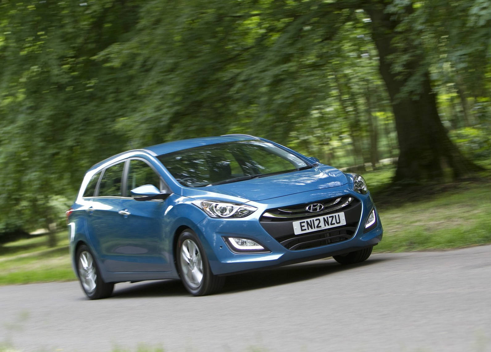 2013 hyundai i30 wagon front