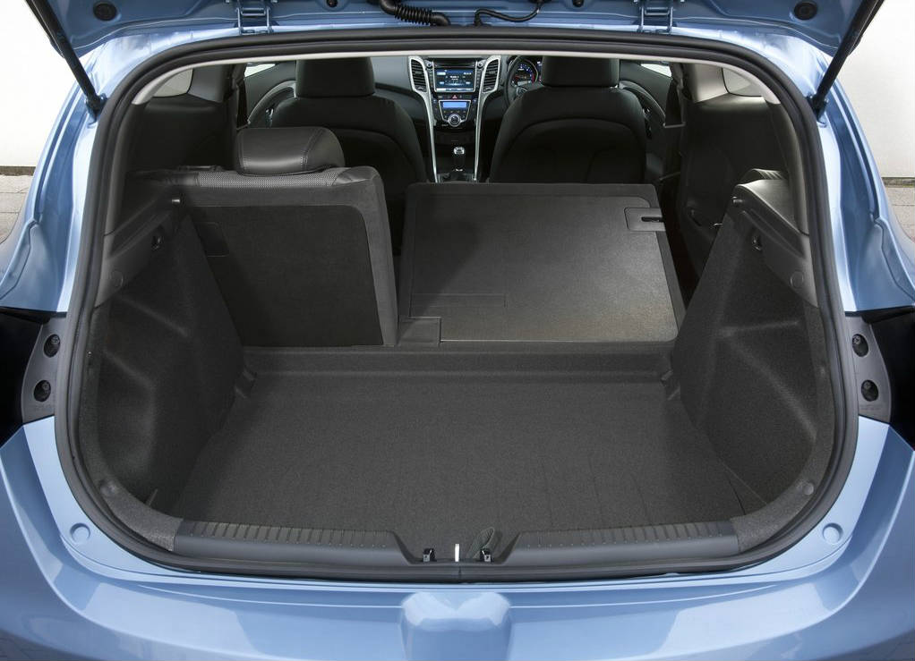 hyundai i30 3-door trunk boot