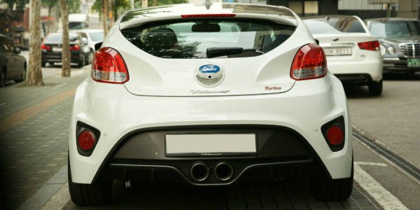 hyundai veloster car
