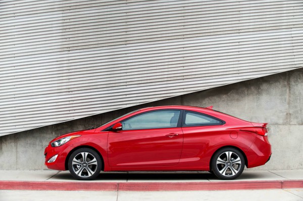 2013 hyundai elantra global sales