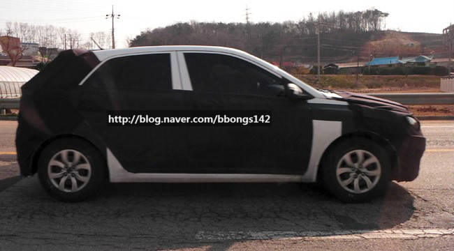 2014 hyundai i20 spy photos shoots 7