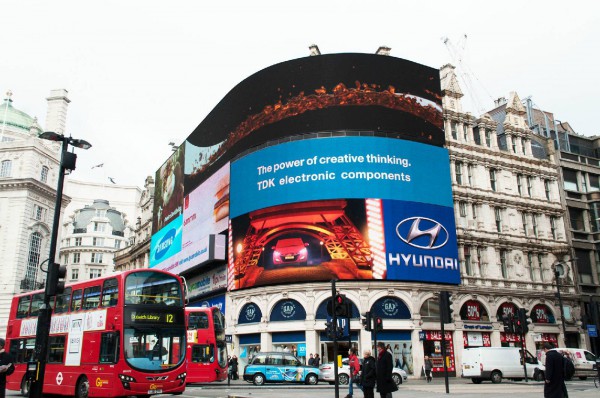 Hyundai Piccadilly Circus screen
