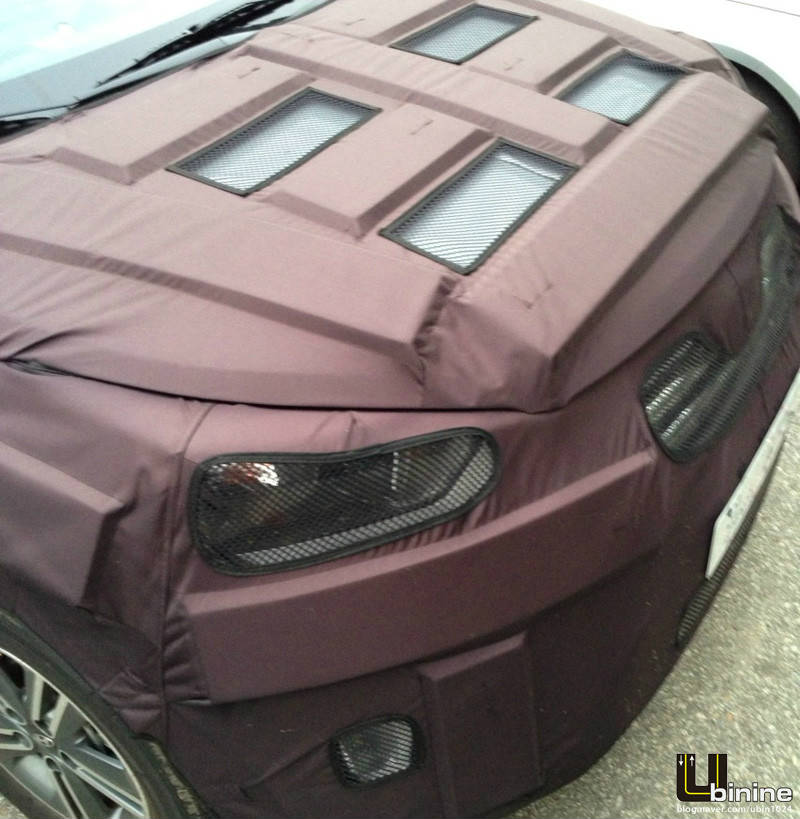hyundai b segment mini suv spy photos 2