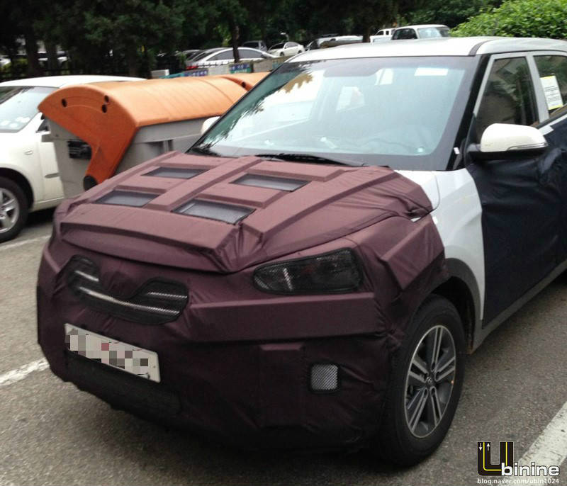 hyundai b segment mini suv spy photos