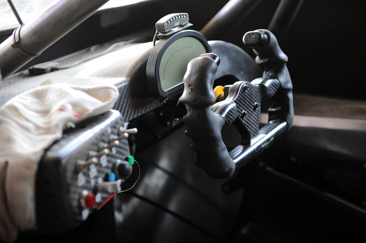 hyundai genesis rmr pm580-t steering wheel