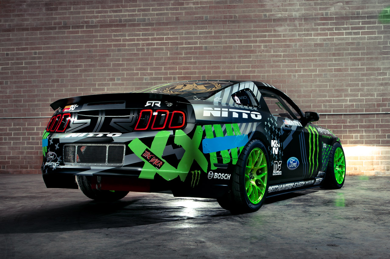 2014 ford mustang rtr