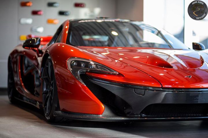 McLaren P1 Supercar with Reduced Weight