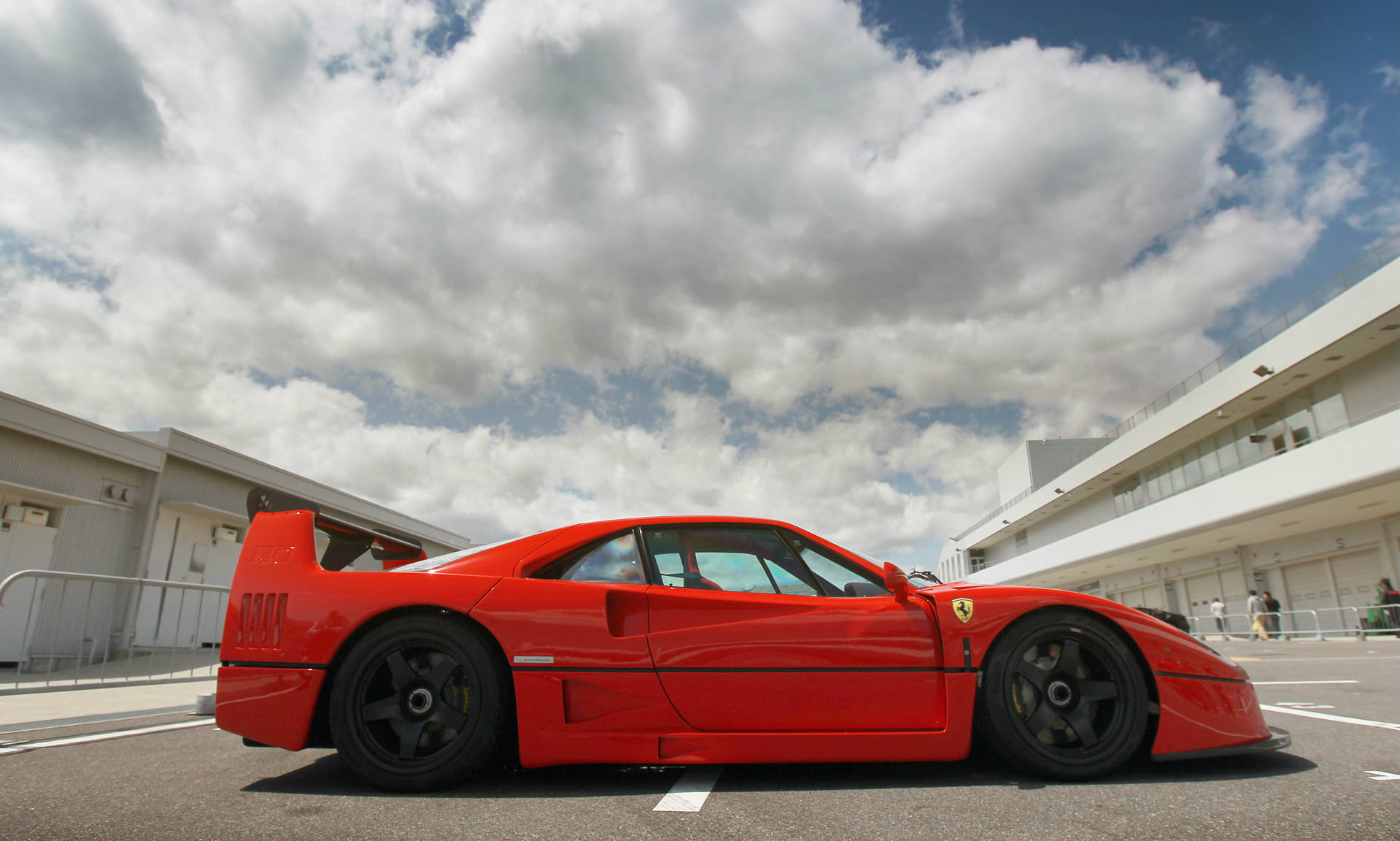 ferrari f40 lm