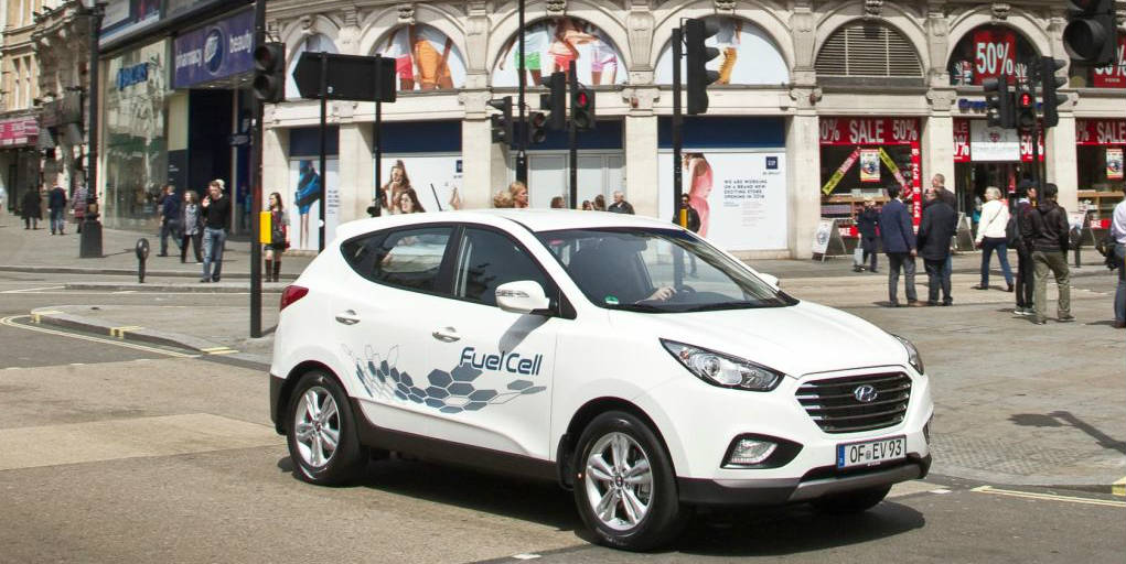 Hyundai ix35 FCEV in London f