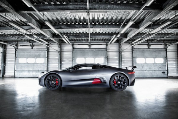 Jaguar C-X75  Hybrid Supercar  3