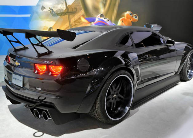 camaro-concept-car dreamworks 3