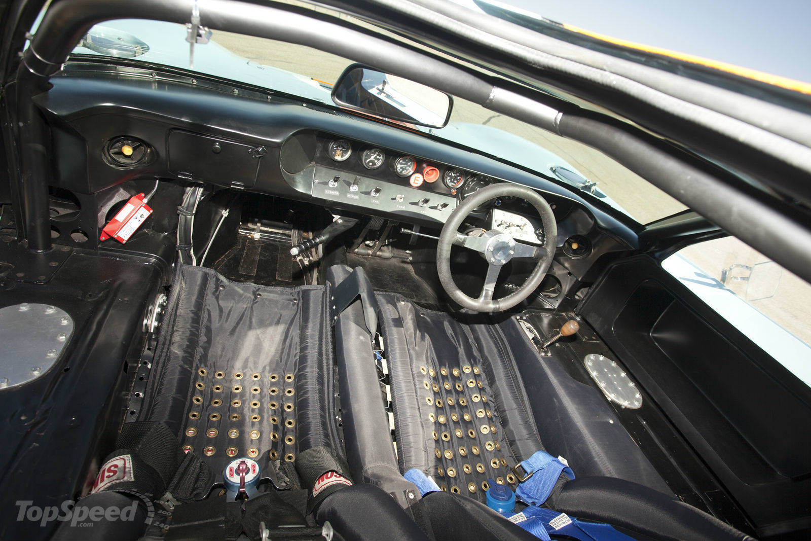 ford-gt40 Le Mans Race