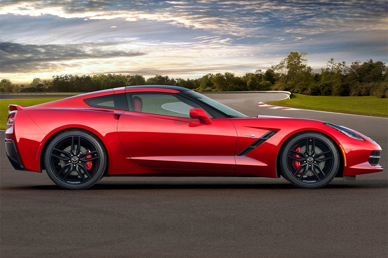 2014-chevrolet-corvette-stingray-2