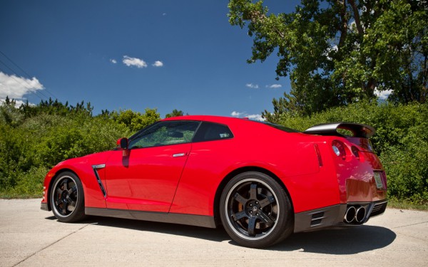 2015-Nissan-GT-R-Nismo
