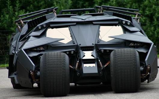Batmobile Tumbler Batman Begins 3