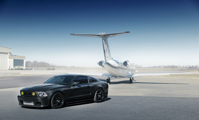 CarbonRTR_Mustang_renderingedit 2