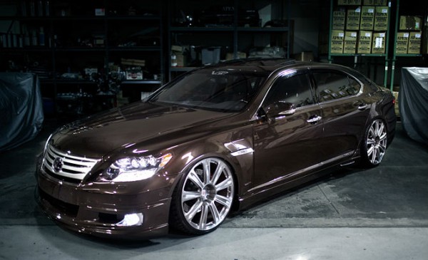 LEXUS LS600HL VIP Style 2