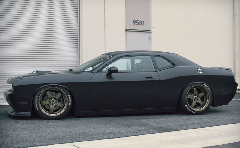 dodge challenger car