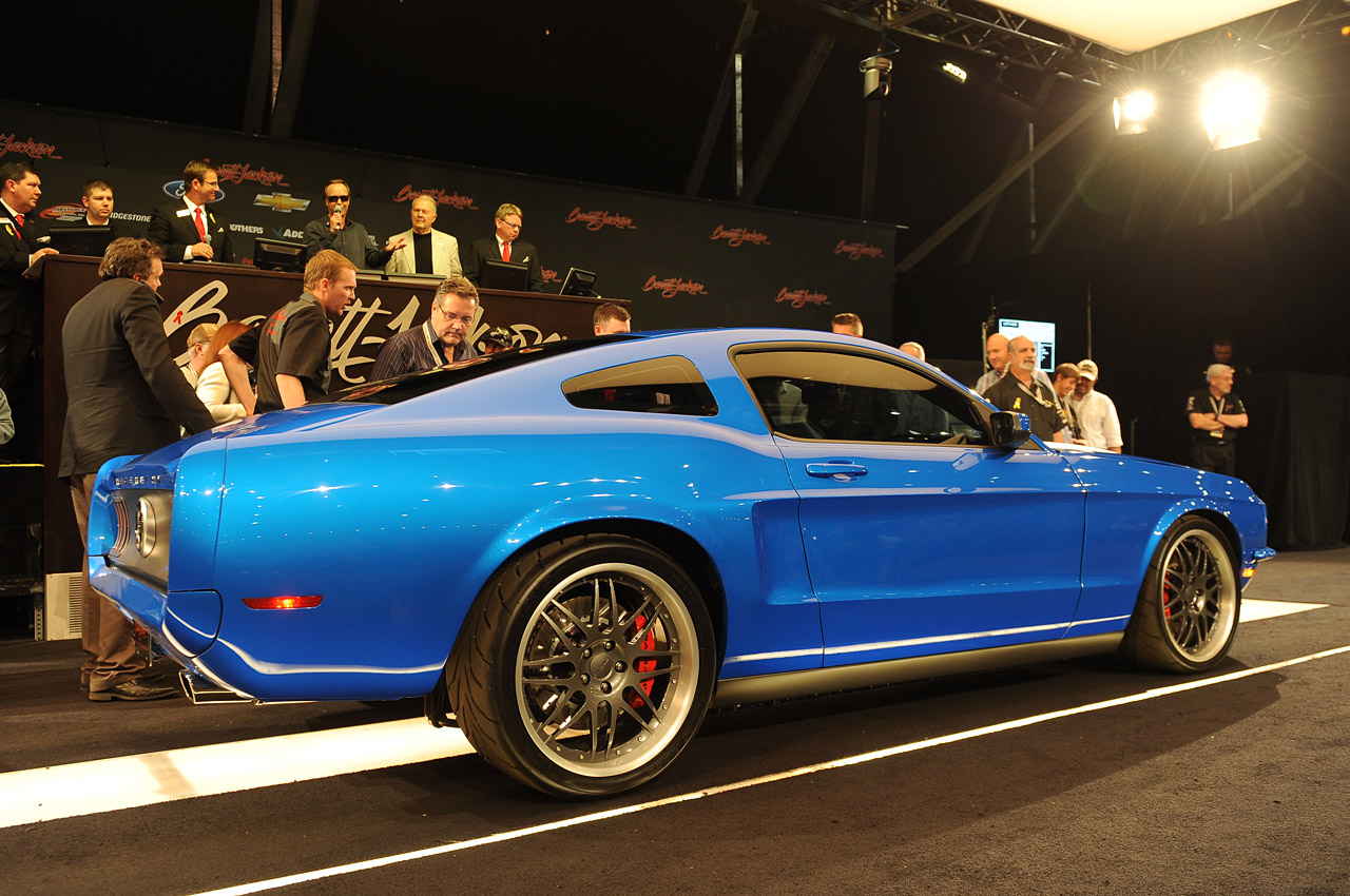 2011 Ford Mustang revision