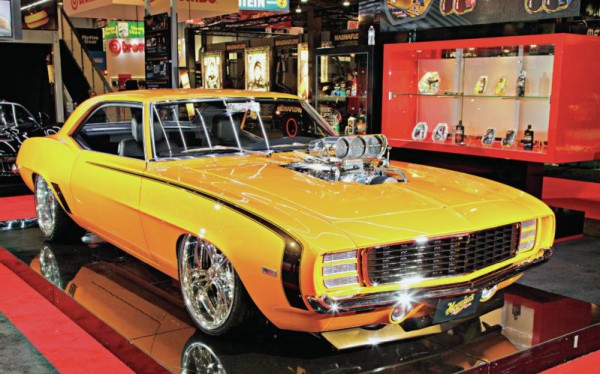 1303phr-28-o+las-vegas-sema-car-showcase+1969-chevy-camaro
